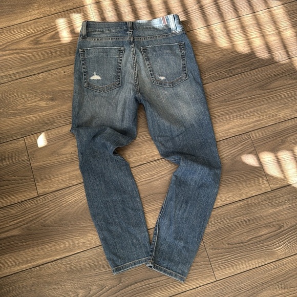 Morrison surfer girl size 26 Distressed Blue Jeans - Picture 7 of 11